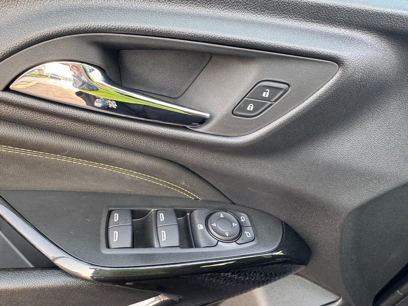 Chevrolet Trax Vehicle Image 10