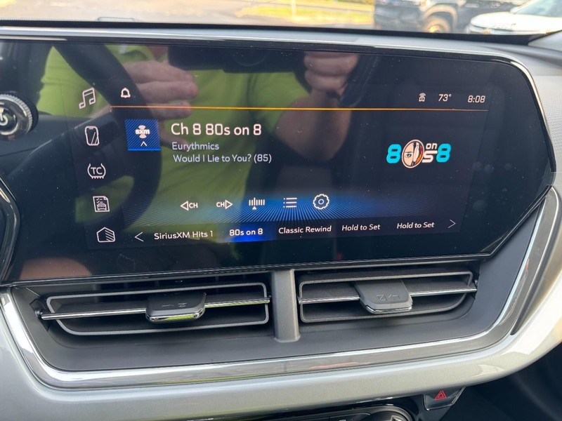 Chevrolet Trax Vehicle Image 14
