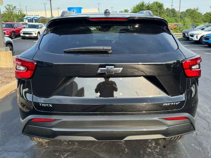 Chevrolet Trax Vehicle Image 04