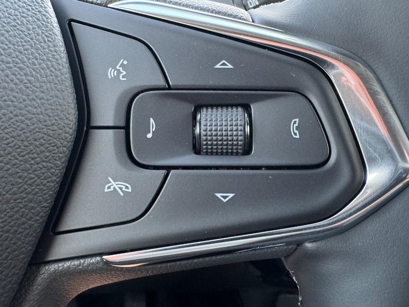 Chevrolet Trax Vehicle Image 11