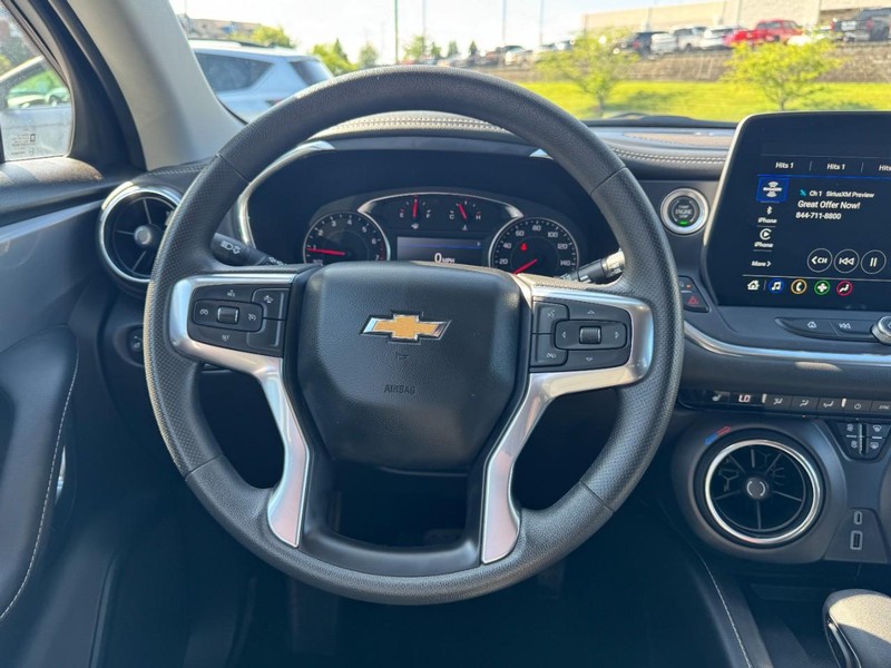 Chevrolet Blazer Vehicle Image 15