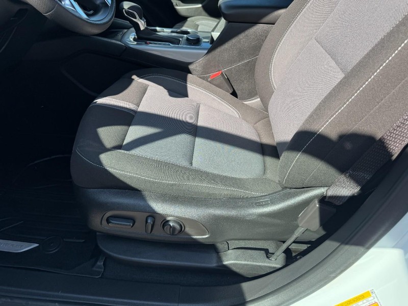 Chevrolet Blazer Vehicle Image 18