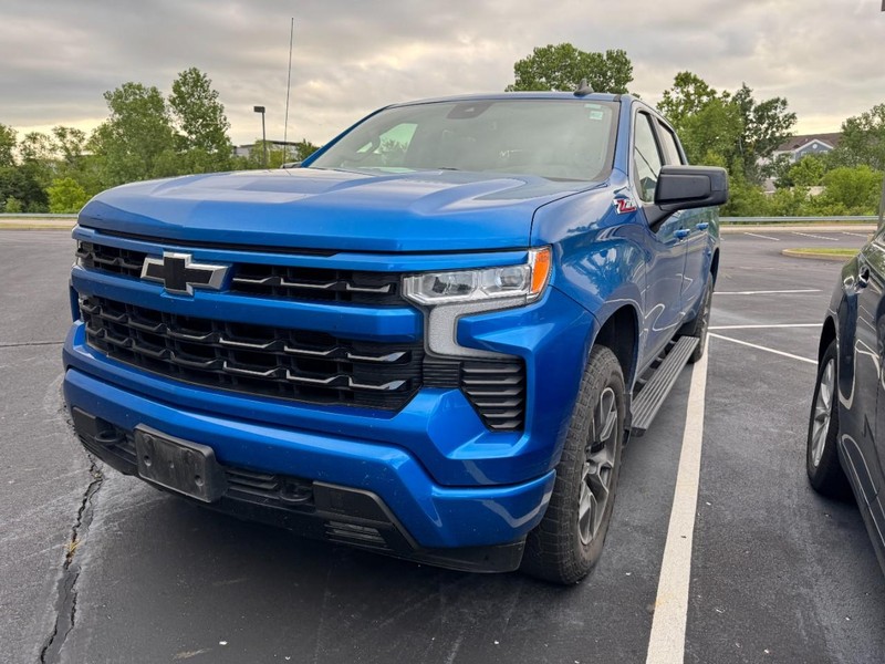Chevrolet Silverado 1500 Vehicle Image 03