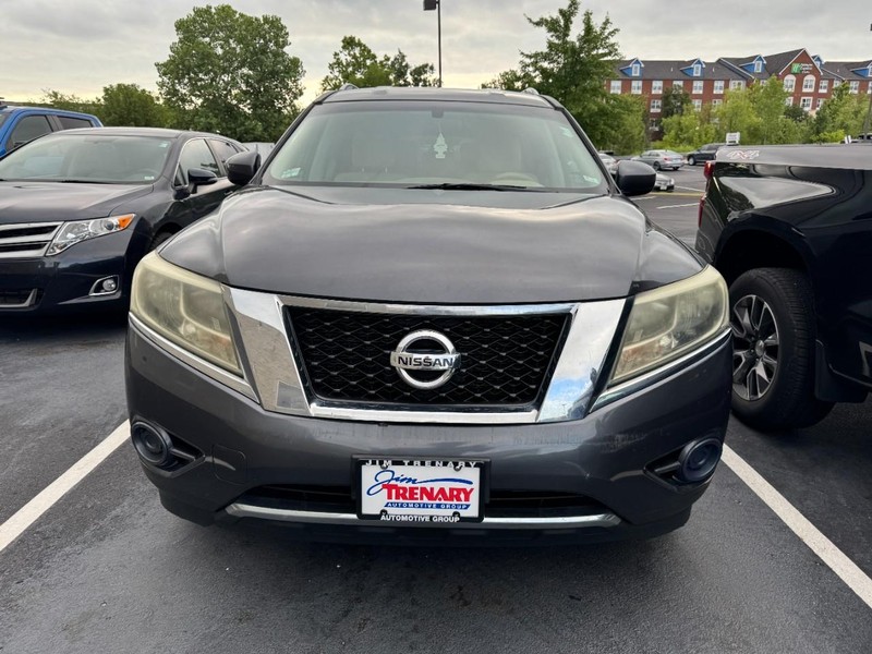Nissan Pathfinder Vehicle Image 02