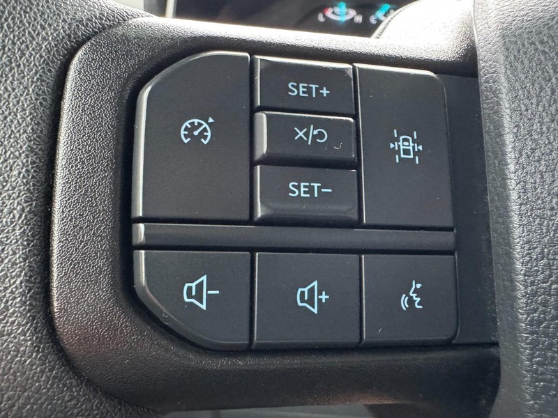 Ford F-150 Vehicle Image 17