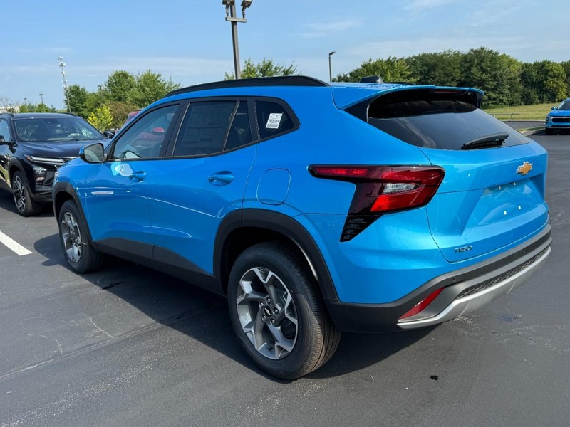 Chevrolet Trax Vehicle Image 05