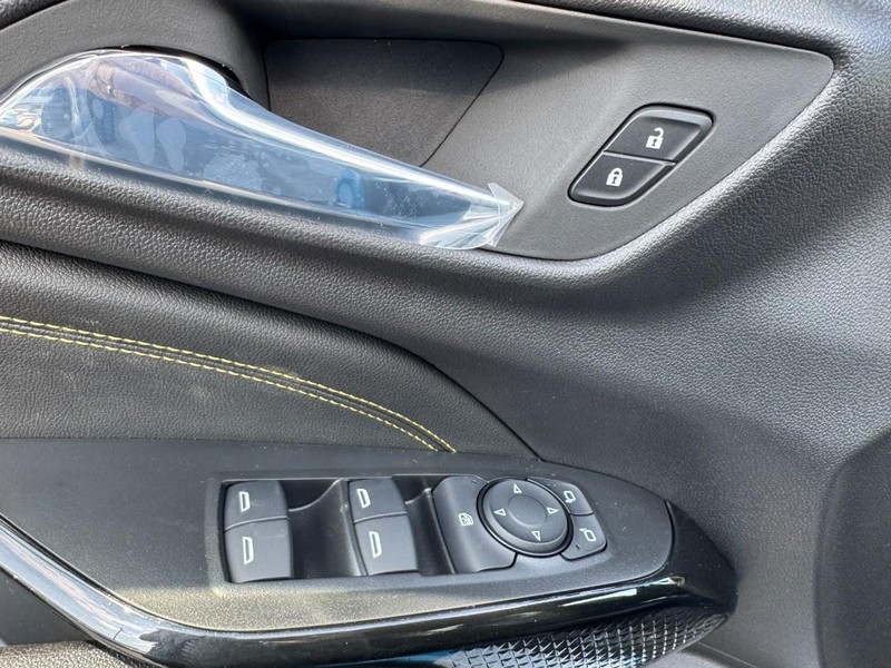 Chevrolet Trax Vehicle Image 08
