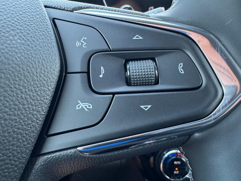 Chevrolet Trax Vehicle Image 09