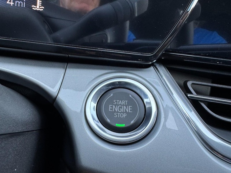 Chevrolet Trax Vehicle Image 13
