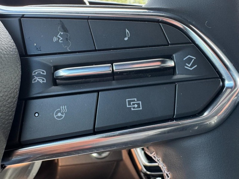 Chevrolet Traverse Vehicle Image 13
