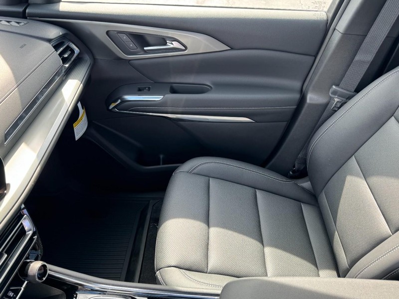 Chevrolet Traverse Vehicle Image 09