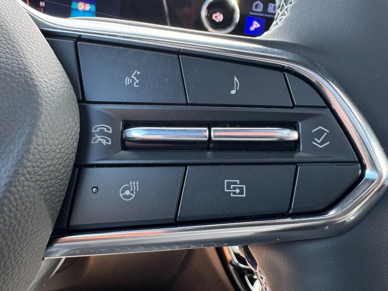 Chevrolet Traverse Vehicle Image 13
