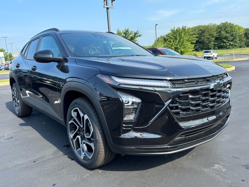 Chevrolet Trax Vehicle Image 02
