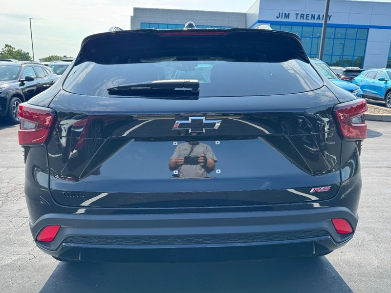 Chevrolet Trax Vehicle Image 04