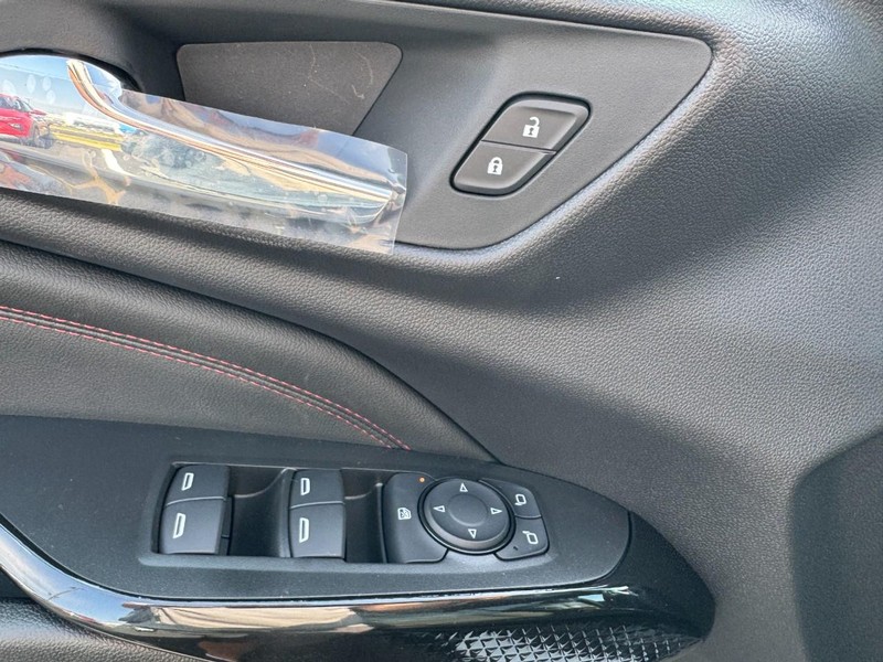 Chevrolet Trax Vehicle Image 09