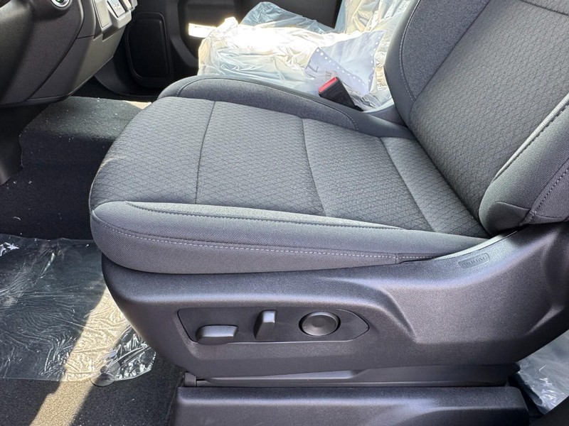 Chevrolet Silverado 1500 Vehicle Image 11
