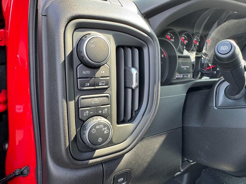 Chevrolet Silverado 1500 Vehicle Image 13