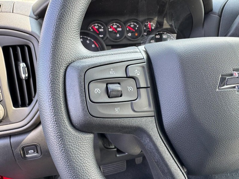 Chevrolet Silverado 1500 Vehicle Image 14