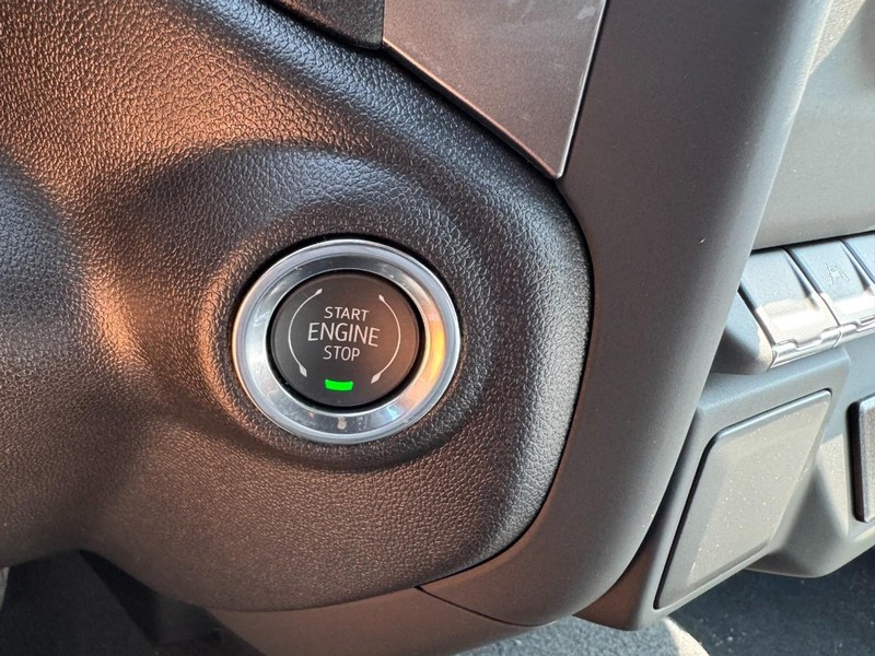 Chevrolet Silverado 1500 Vehicle Image 18