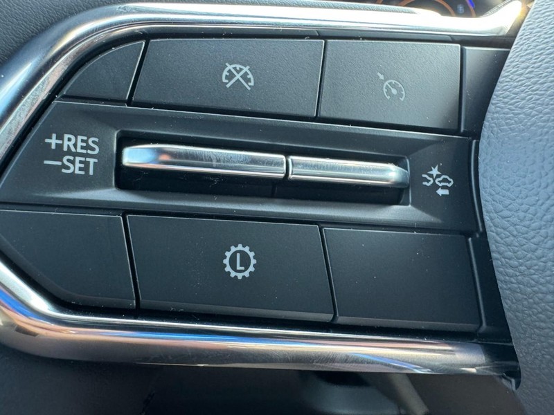 Chevrolet Equinox Vehicle Image 11
