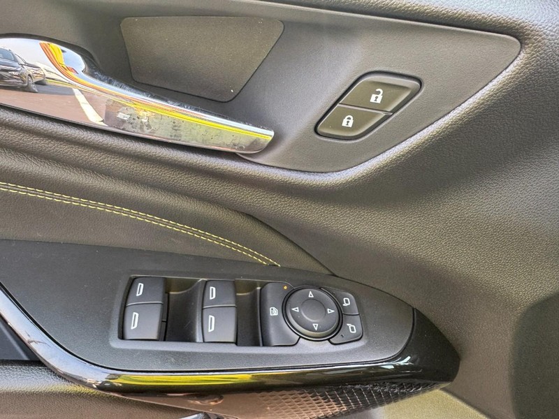 Chevrolet Trax Vehicle Image 10