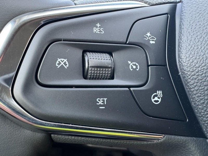 Chevrolet Trax Vehicle Image 11