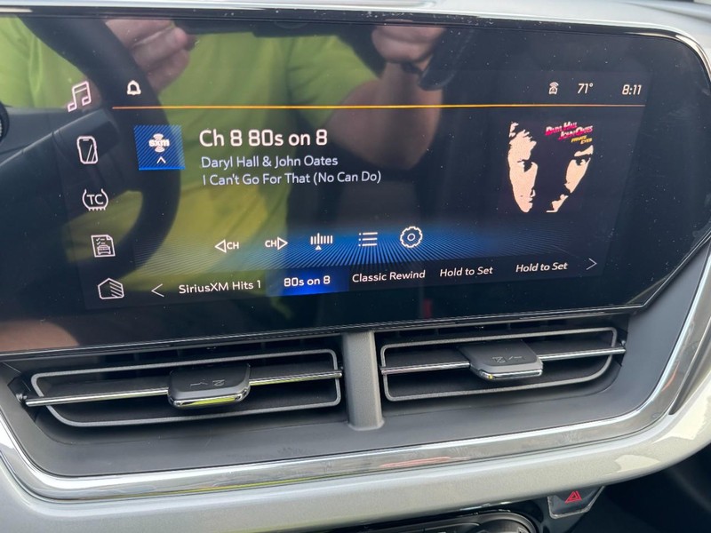 Chevrolet Trax Vehicle Image 14