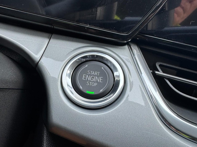 Chevrolet Trax Vehicle Image 16