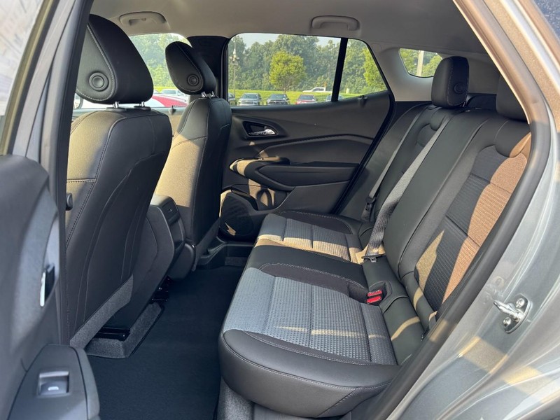 Chevrolet Trax Vehicle Image 07