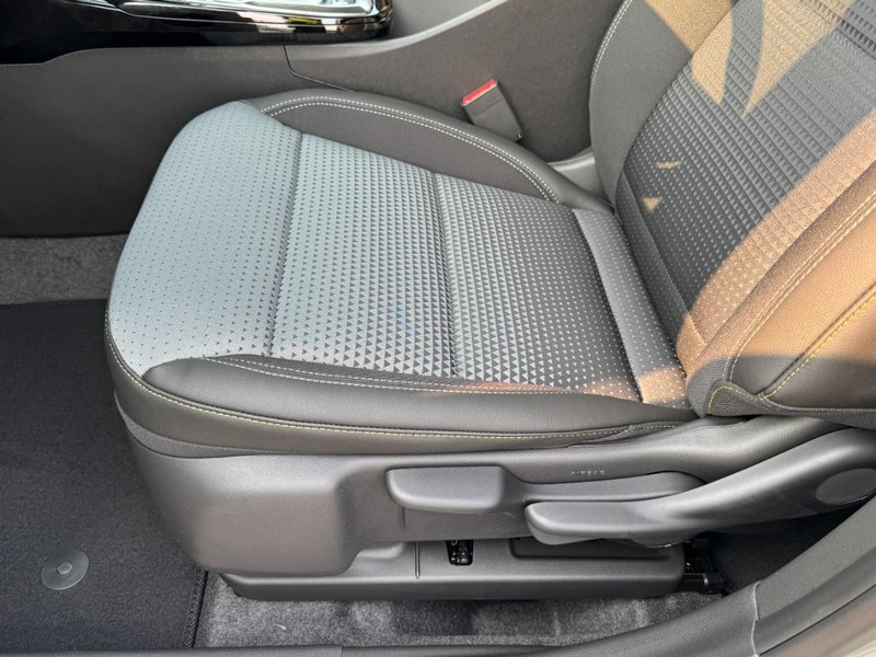 Chevrolet Trax Vehicle Image 09