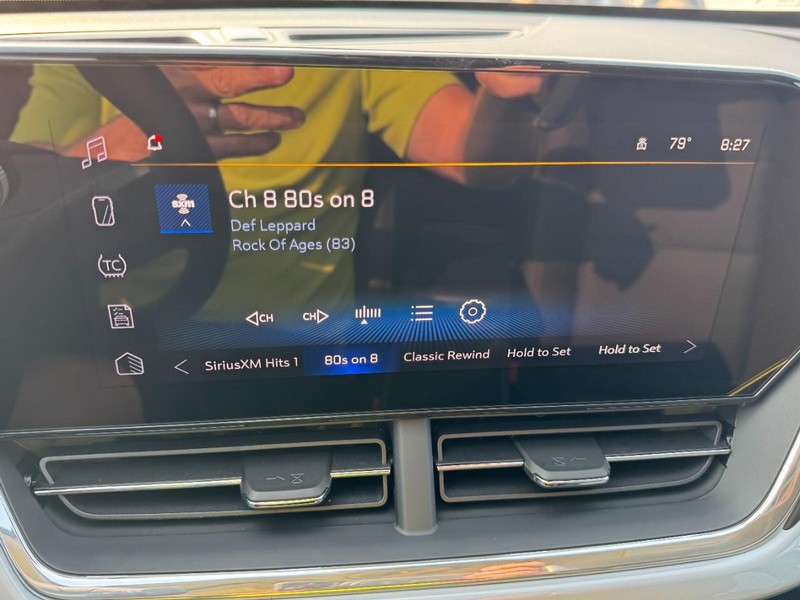 Chevrolet Trax Vehicle Image 14