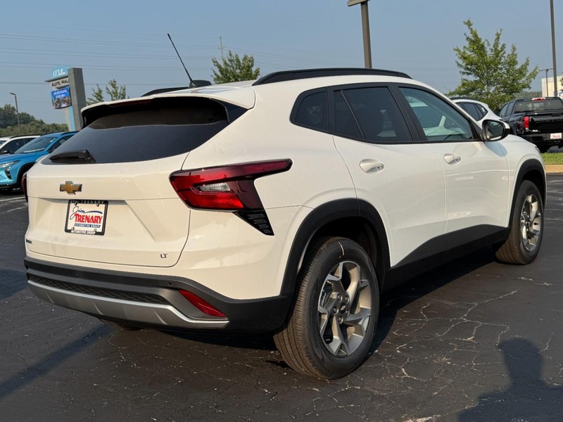 Chevrolet Trax Vehicle Image 03