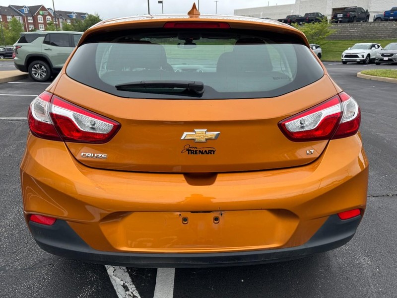 Chevrolet Cruze Vehicle Image 04