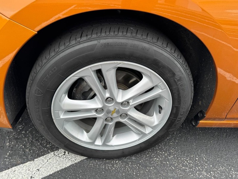 Chevrolet Cruze Vehicle Image 07