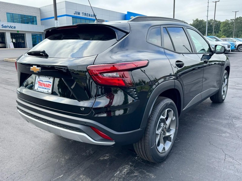 Chevrolet Trax Vehicle Image 03