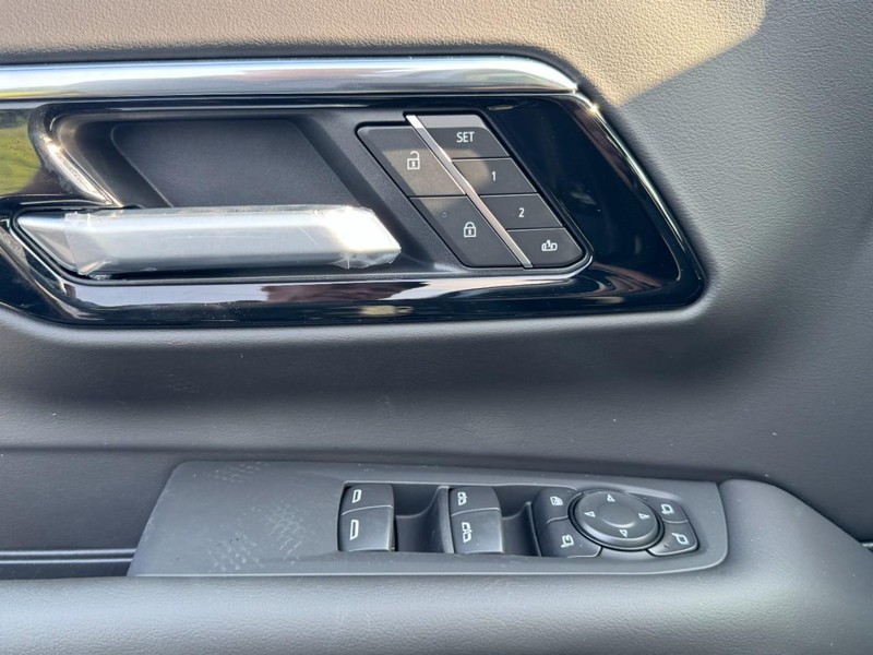 Chevrolet Tahoe Vehicle Image 08