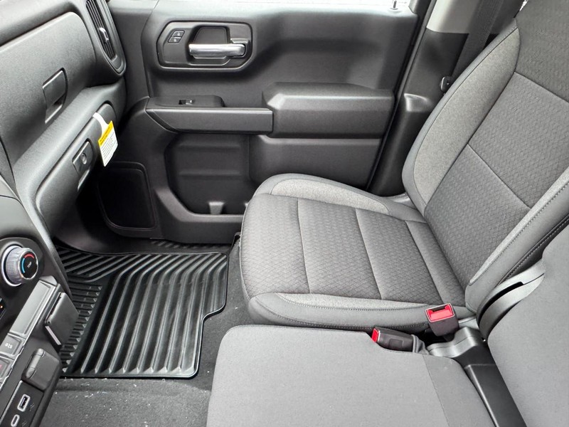 Chevrolet Silverado 1500 Vehicle Image 10