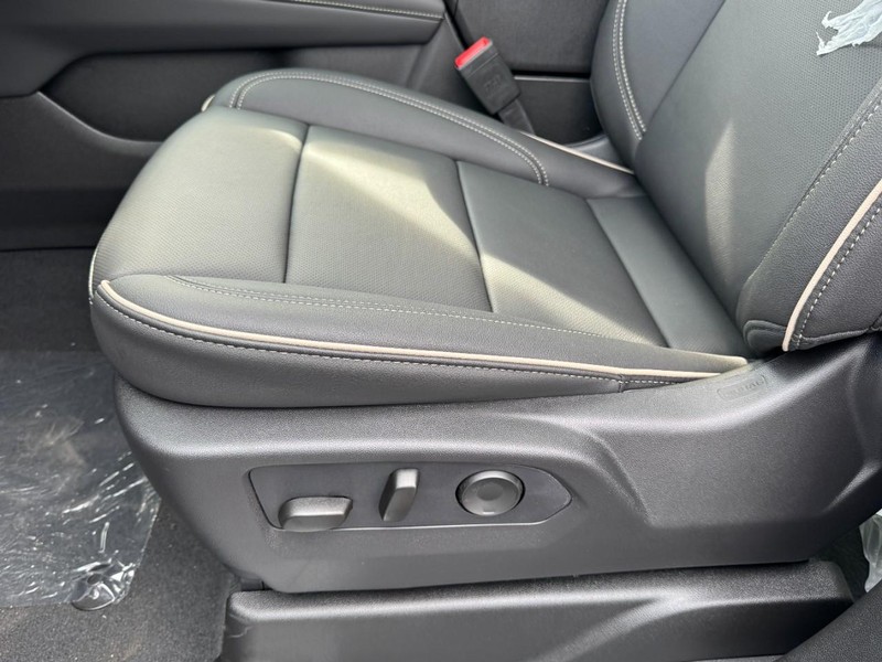 Chevrolet Tahoe Vehicle Image 08