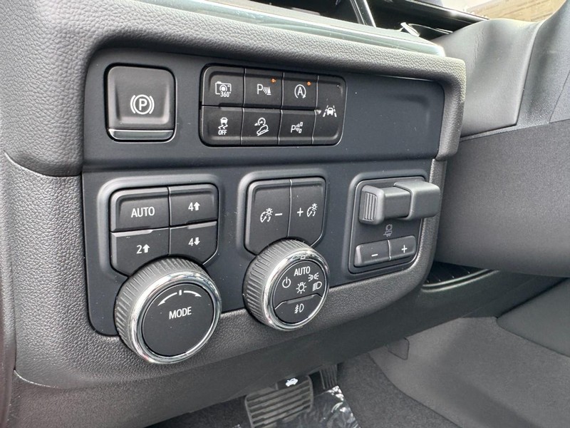 Chevrolet Tahoe Vehicle Image 10
