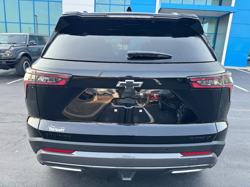Chevrolet Equinox Vehicle Image 04