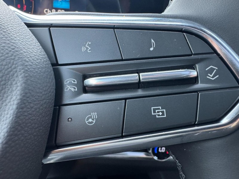 Chevrolet Equinox Vehicle Image 13