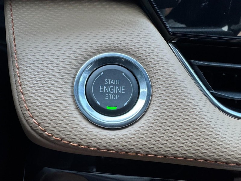 Chevrolet Equinox Vehicle Image 18