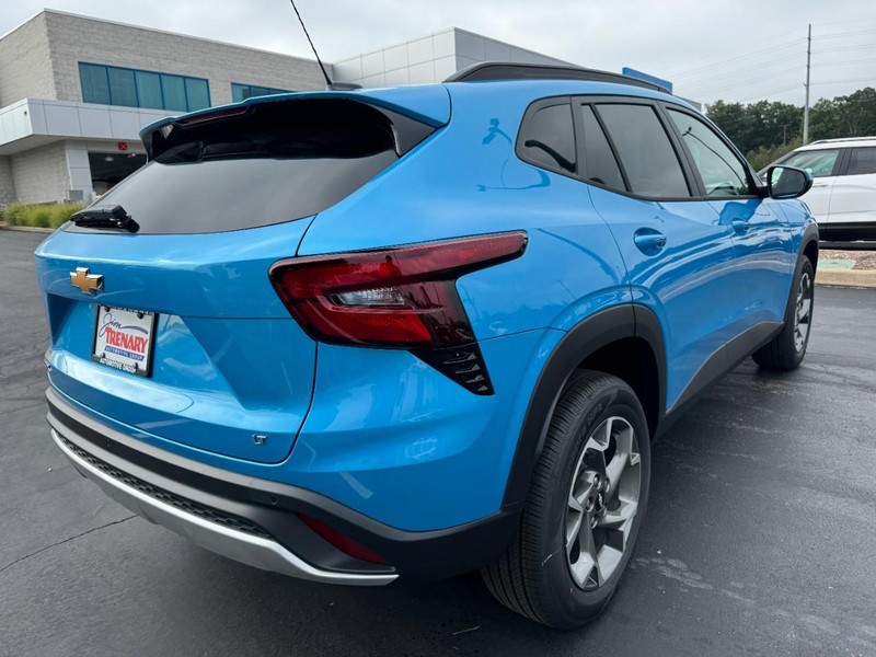 Chevrolet Trax Vehicle Image 03