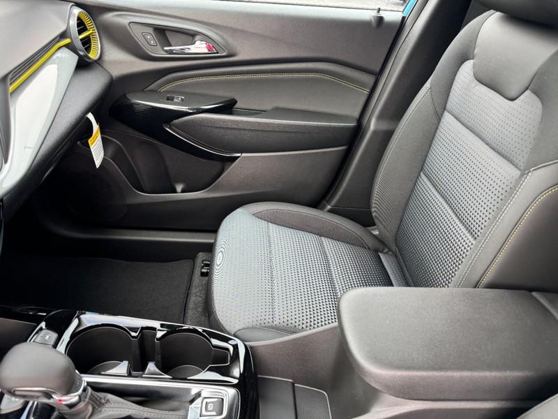 Chevrolet Trax Vehicle Image 08