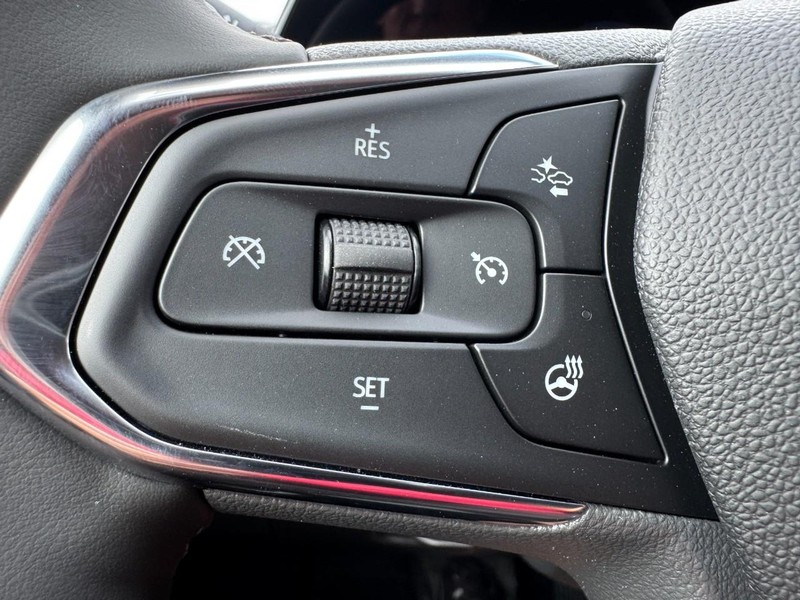 Chevrolet Trax Vehicle Image 11