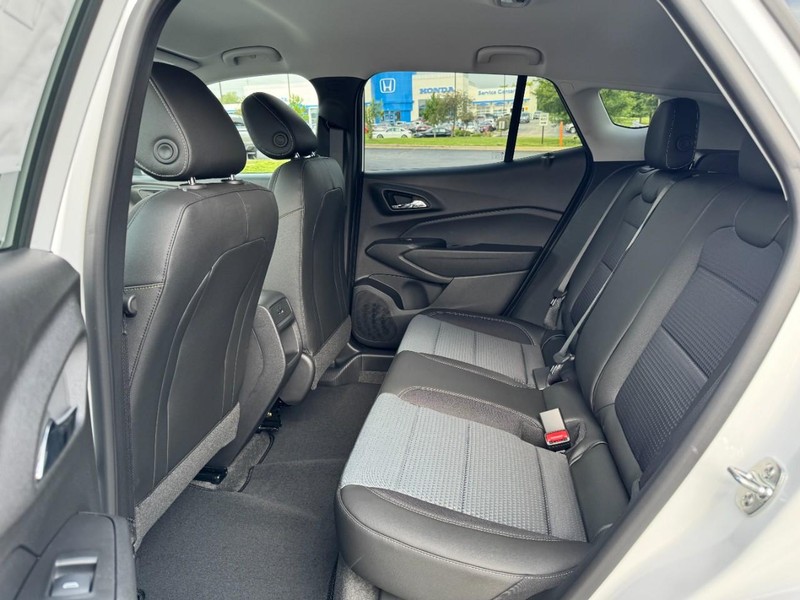 Chevrolet Trax Vehicle Image 07