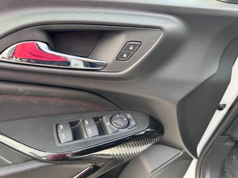 Chevrolet Trax Vehicle Image 10