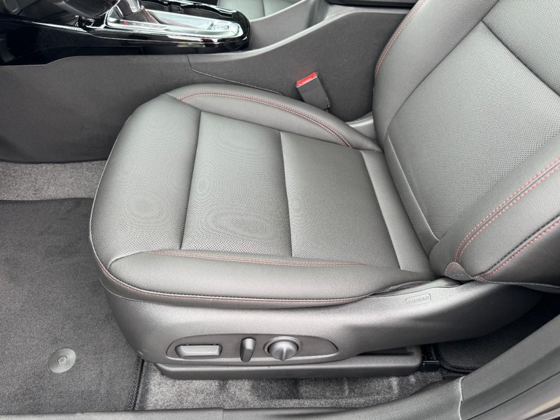 Chevrolet Trax Vehicle Image 10