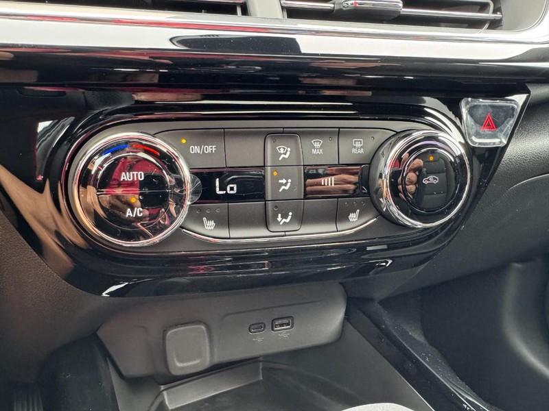 Chevrolet Trax Vehicle Image 14