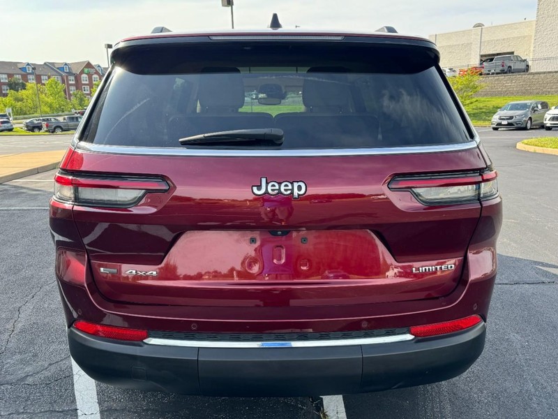 Jeep Grand Cherokee L Vehicle Image 04